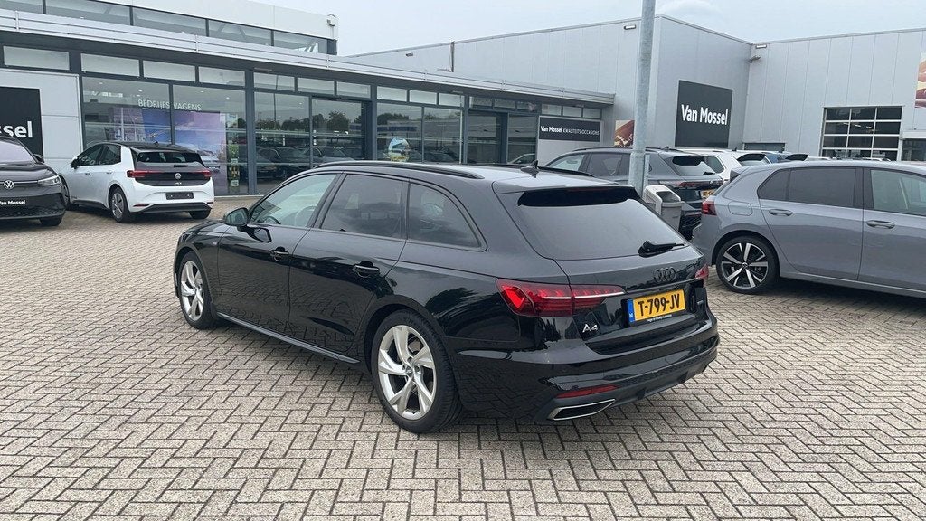 Audi A4 Avant 40 TFSI quattro S edition Competition | Trekha, Auto's, Audi, Automaat, 12 maanden, Gebruikt, 4 cilinders