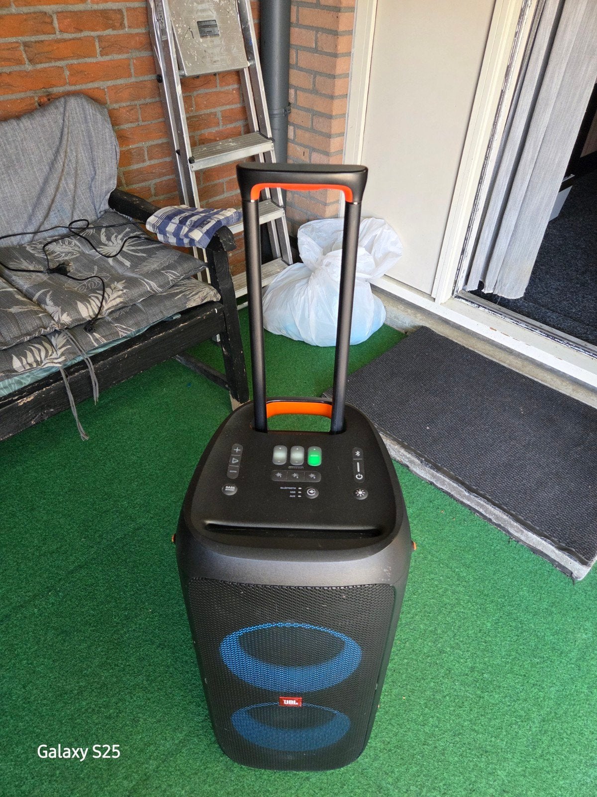 JBL PartyBox On-The-Go Draagbare Bluetooth Speaker, Audio, Tv en Foto, Luidsprekers, JBL, Overige typen, Ophalen of Verzenden