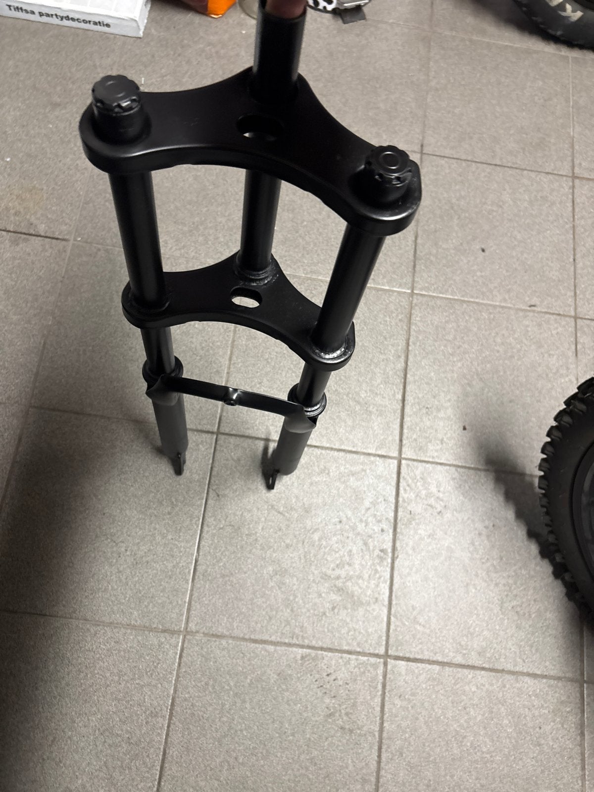 V8 Voorvork - Robuuste Verende Voorvork, Fietsen en Brommers, Fietsonderdelen, Gebruikt, Staal, Ophalen of Verzenden, Voorvork