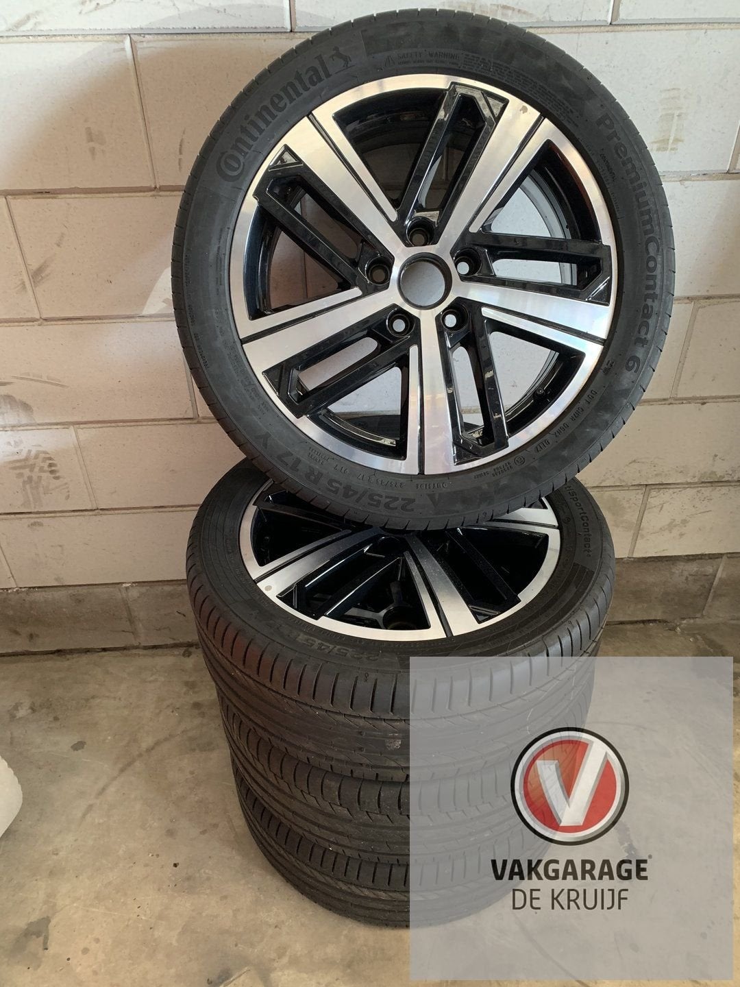VW Caddy 17" lichtmetalen velgen 2K7601025C, Ophalen, -, -, Banden en Velgen