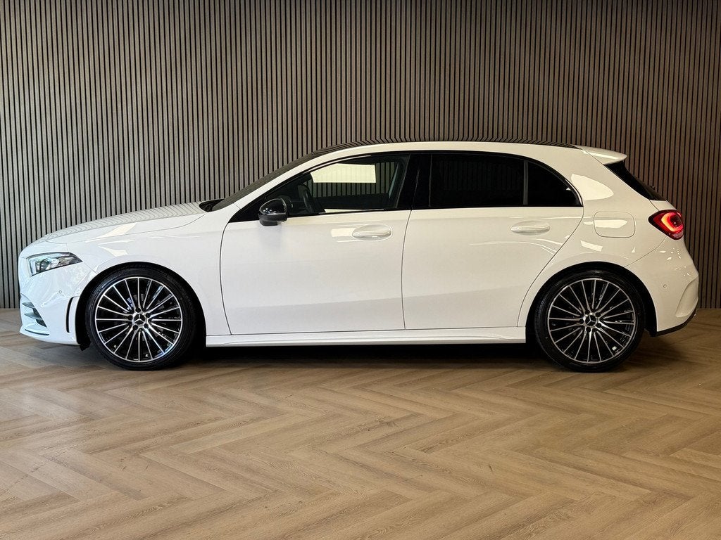 Mercedes-Benz A-klasse 180 Business Solution AMG AUT. CAMERA, Automaat, 136 pk, Gebruikt, 4 cilinders