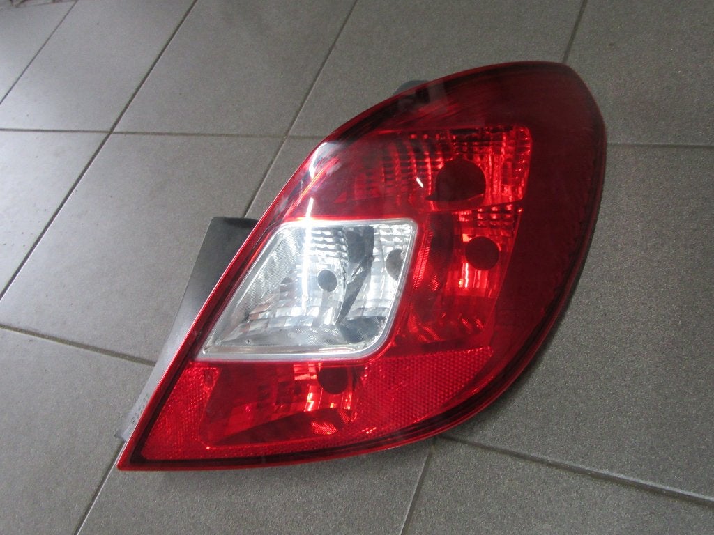 Rechter Achterlicht Opel Corsa D 5drs, Auto-onderdelen, Ophalen of Verzenden, Gebruikt, Opel
