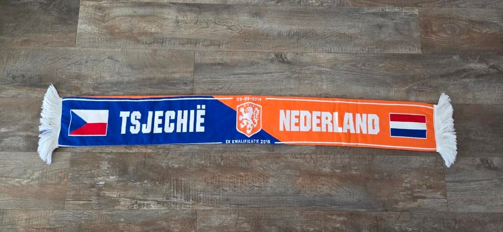 Sjaal Tsjechië - Nederland, Verzamelen, Sportartikelen en Voetbal, Ophalen of Verzenden, Zo goed als nieuw, Overige binnenlandse clubs