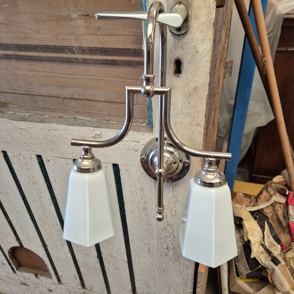 2 prachtige art deco (badkamer) lampen 37cm hoog 26 breed, Ophalen, Glas