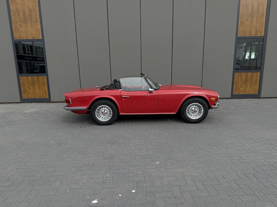 Triumph TR 6 - 6 cilinder met karakter, Overige carrosserieën, Triumph, 2498 cc, Bedrijf