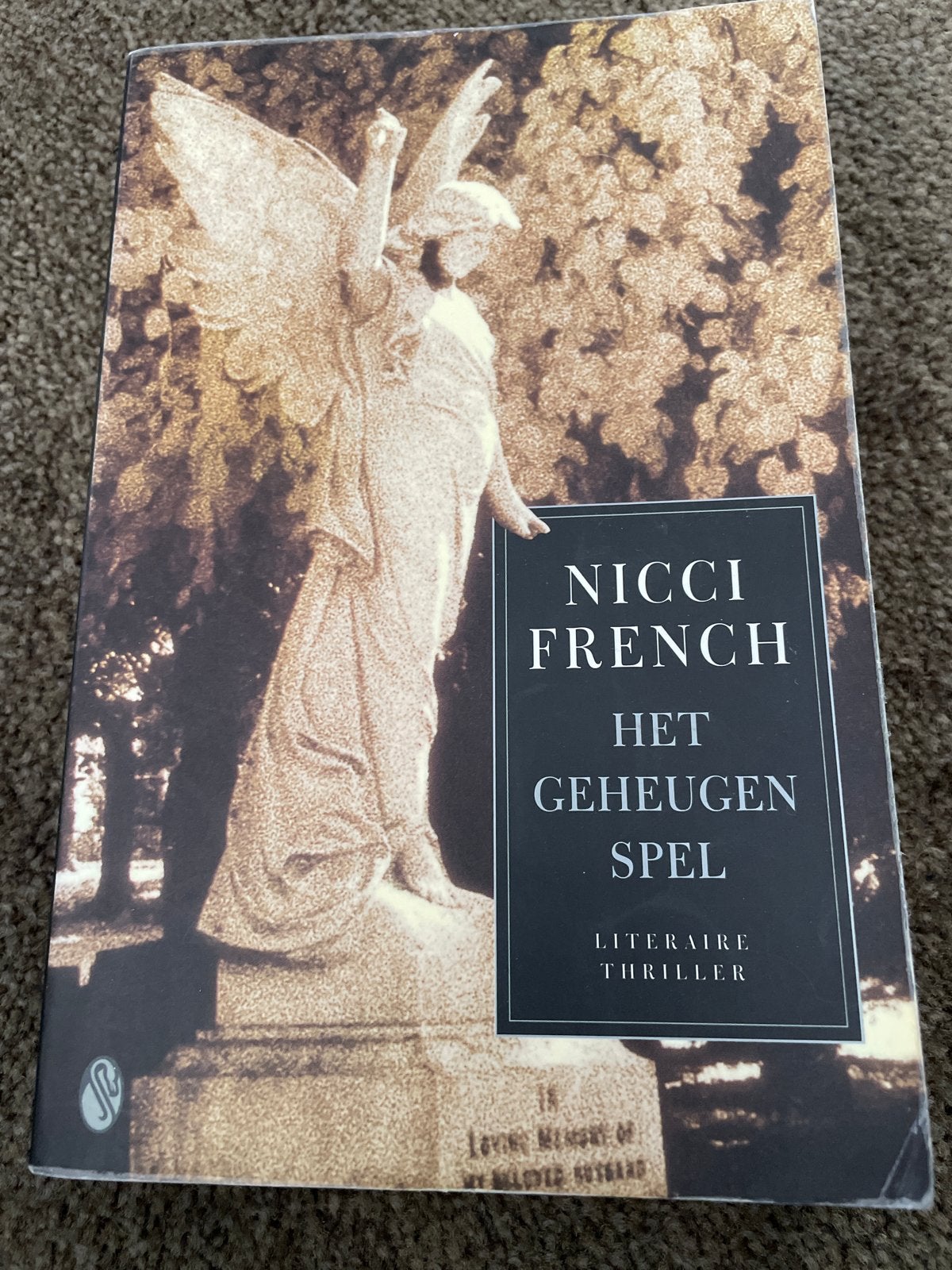 Nicci French - Het Geheugen Spel (Literaire Thriller), Ophalen of Verzenden, Gelezen, Nederland