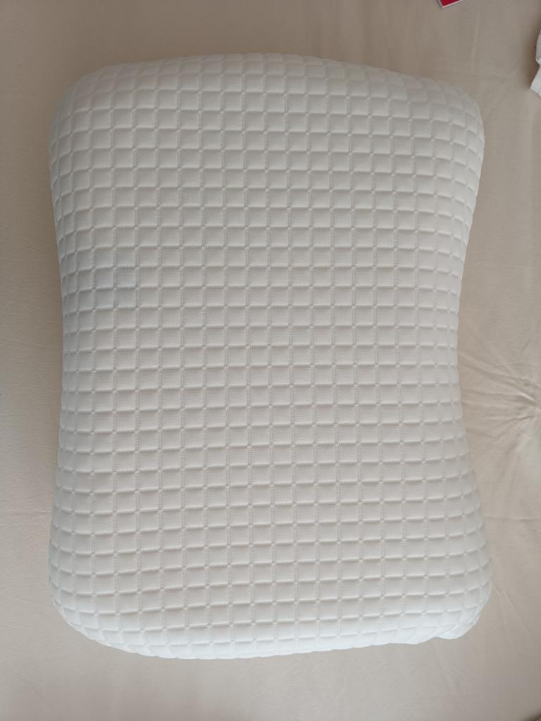 IKEA KLUBBSPORRE Ergonomisch Kussen - Zo goed als nieuw, Eenpersoons, Wit, Ophalen of Verzenden, Zo goed als nieuw