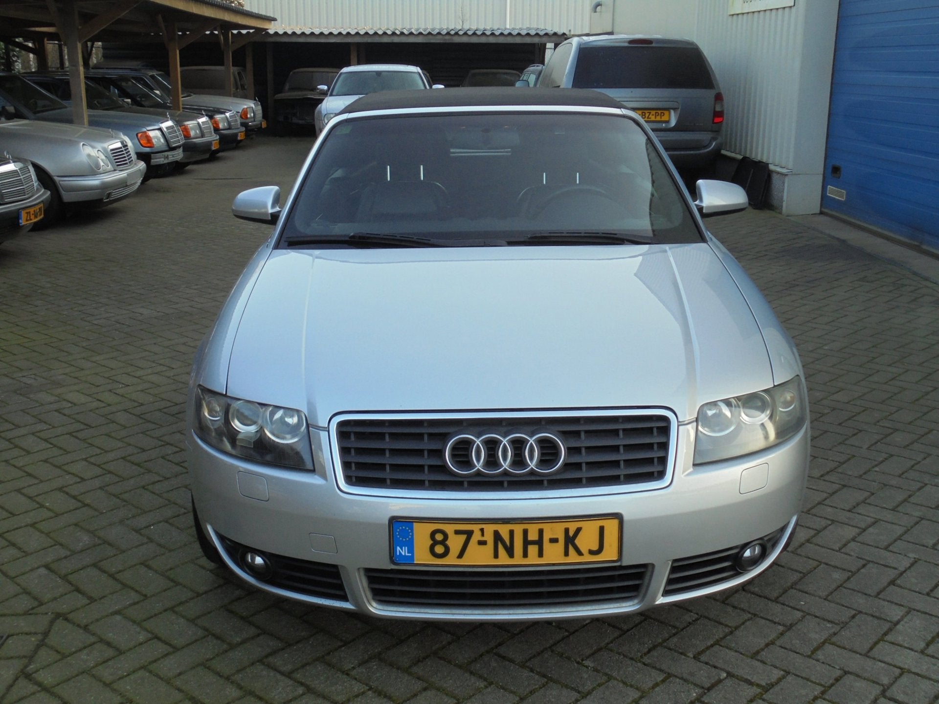 Foto 9 van Audi A4 Cabriolet 2.4 V6 Exclusive TREKHAAK