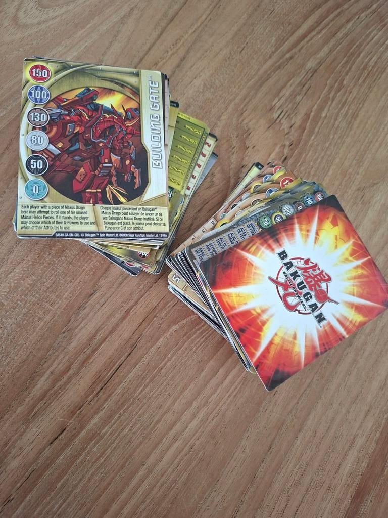 75 Bakugan Magneetkaarten 2008-2010 - Diverse Jaren, Hobby en Vrije tijd, Verzamelkaartspellen | Overige, Ophalen of Verzenden
