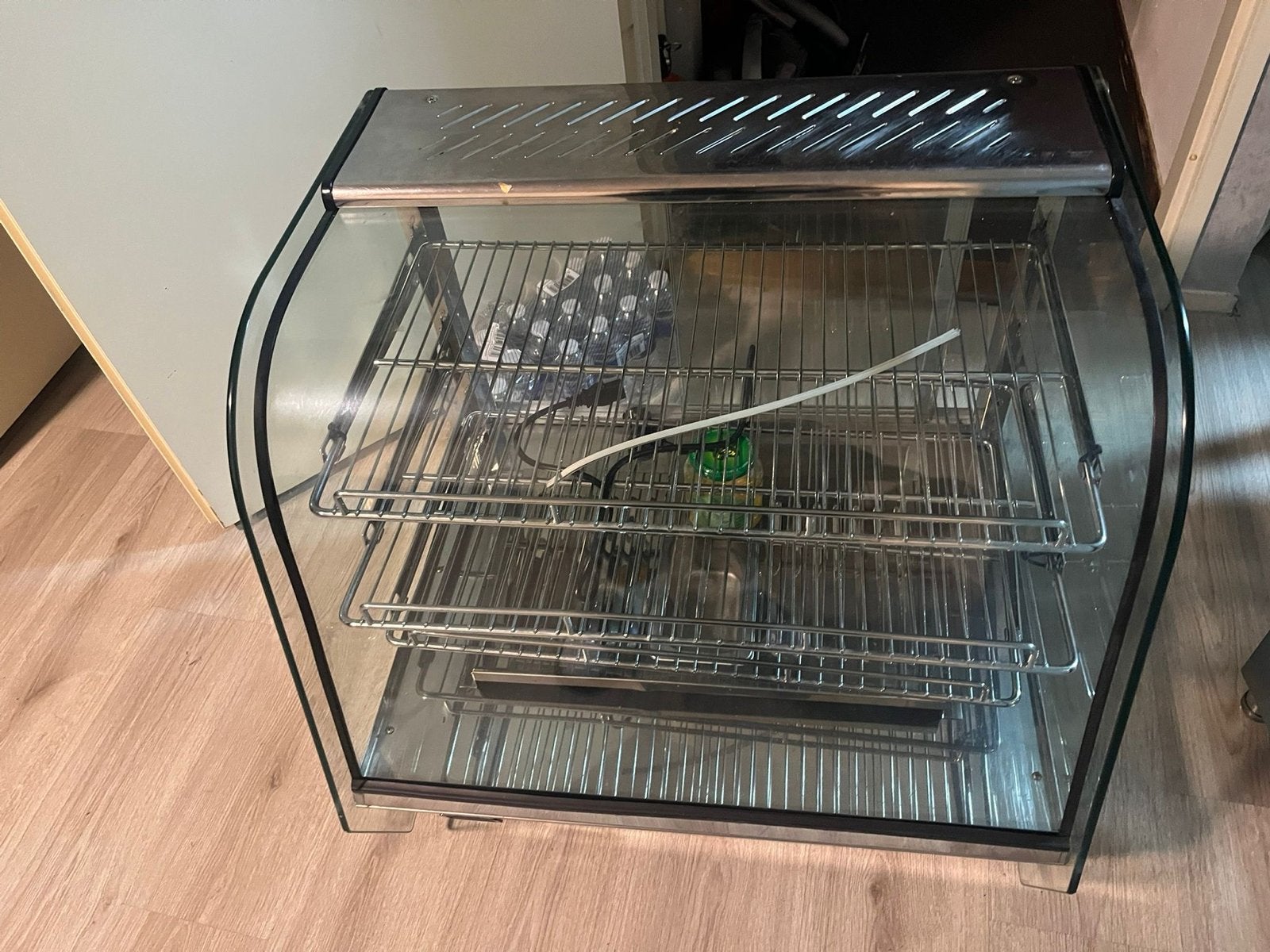 Warmhoudvitrine, Ophalen, Gebruikt, Ovens, Magnetrons en Steamers