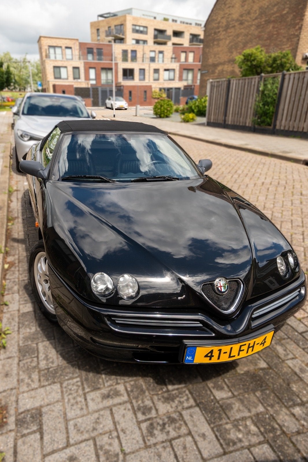 Alfa Romeo Spider 2.0 Twin Spark 16V 2002 Zwart, Voorwielaandrijving, 1345 kg, Cabriolet, Spider