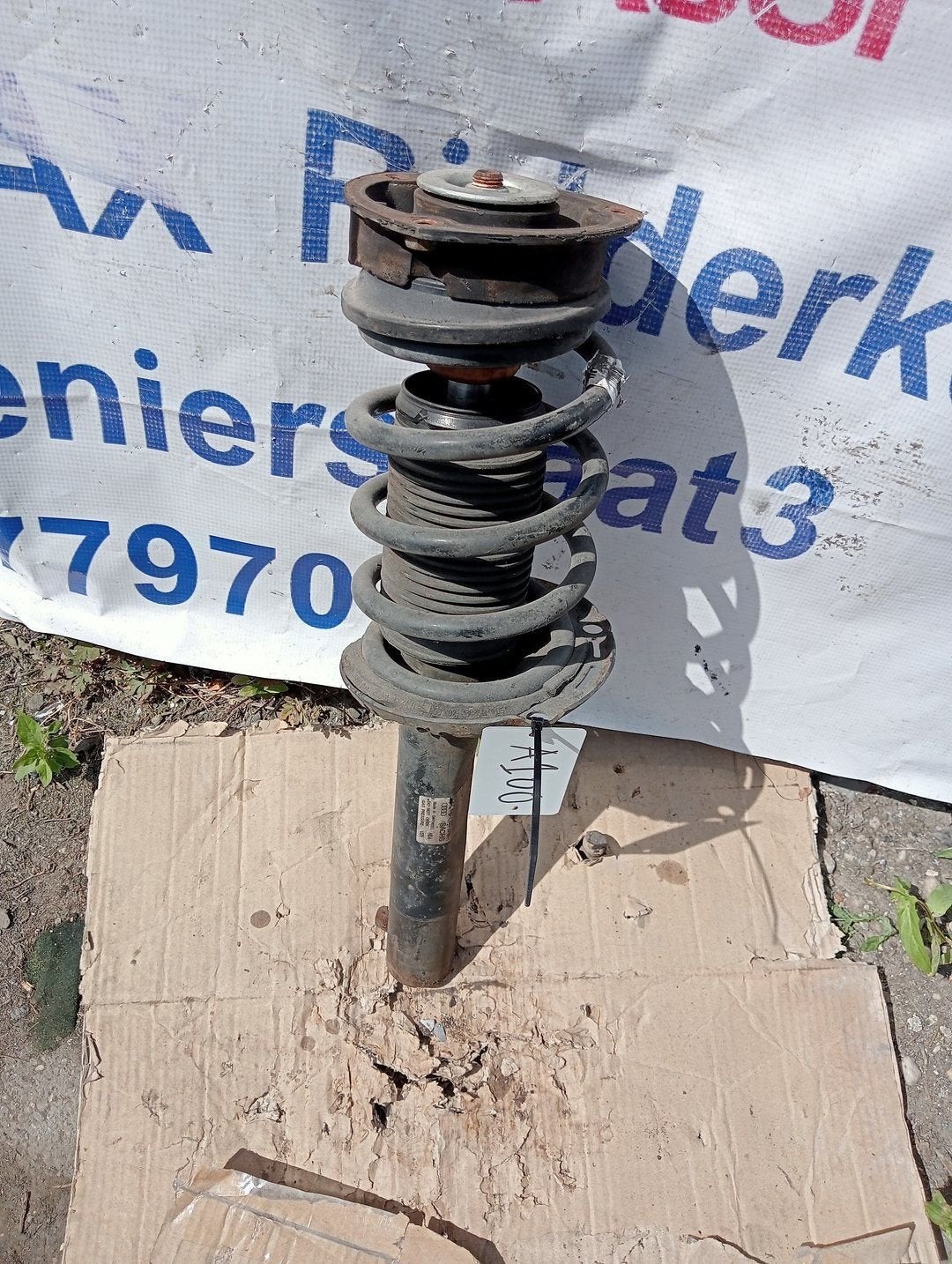 Schokdemper rechts-voor van een Audi A3, Gebruikt, -, -, -