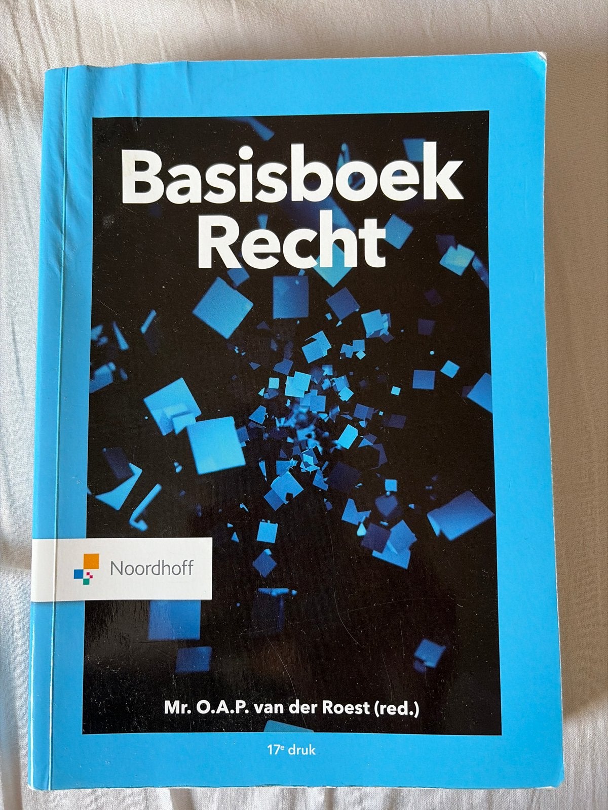 Basisboek Recht - 17e druk - Mr. O.A.P. van der Roest, Boeken, Ophalen of Verzenden, Gamma, Gelezen, HBO
