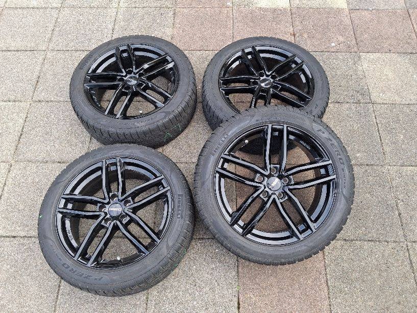Voor VW: Complete Winterbanden + Lichtmetalenvelgen (2023), Ophalen, 18 inch, Banden en Velgen, Winterbanden