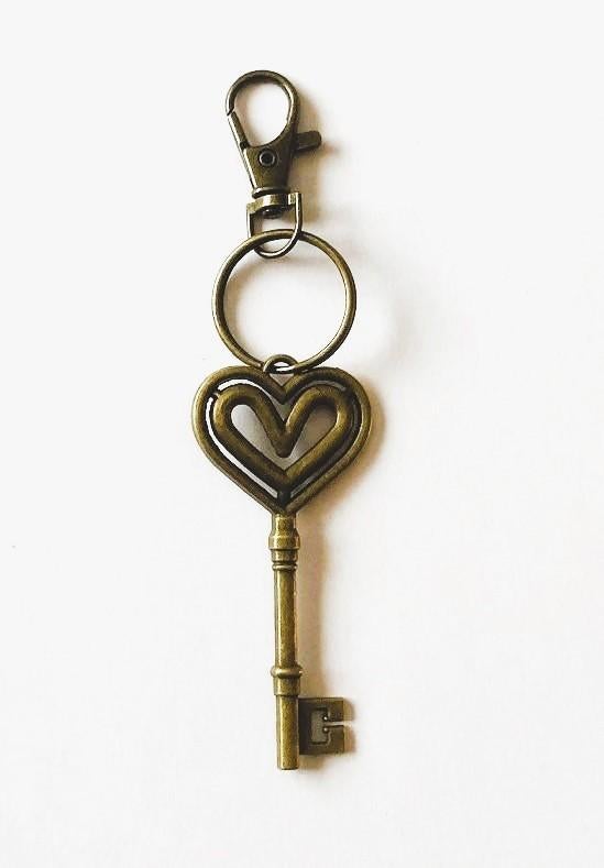 Antiek Sleutelhanger metaal brons met hart, Verzenden, Nieuw, Overige typen