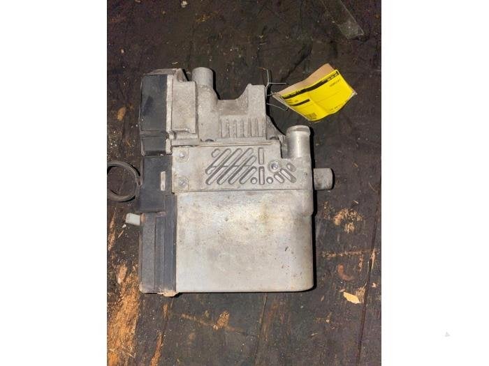 Standkachel van een Alfa Romeo 166, Gebruikt, -, -, Alfa Romeo