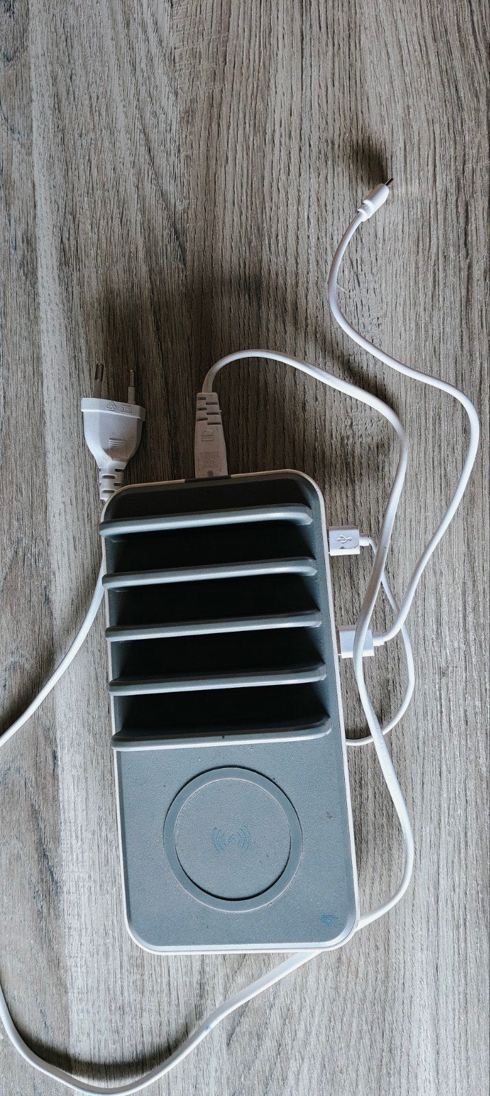 Diamond 20W USB Oplader met Draadloos Opladen, Telecommunicatie, Mobiele telefoons | Telefoon-opladers, Universeel, Gebruikt, Oplaadstation