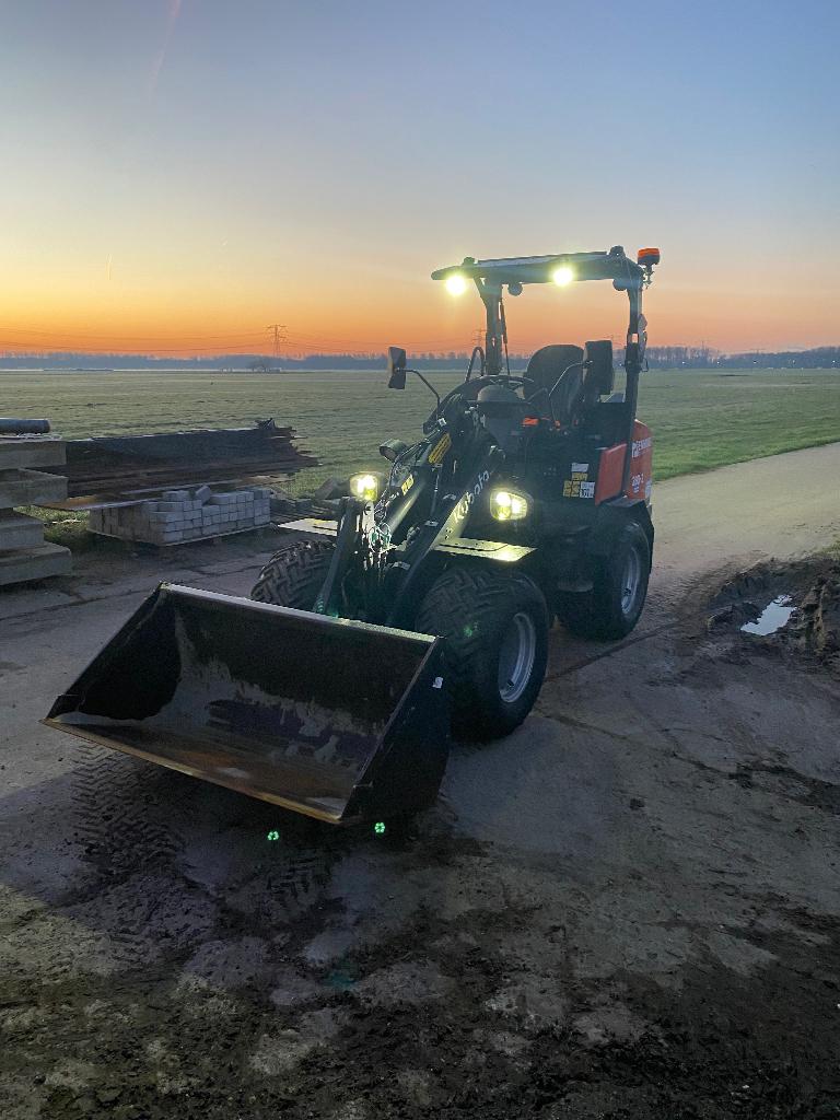 Shovel Kubota RT280-2, Zakelijke goederen, Machines en Bouw | Tuin, Park en Bosbouw, Ophalen, Voertuig of Aanhanger
