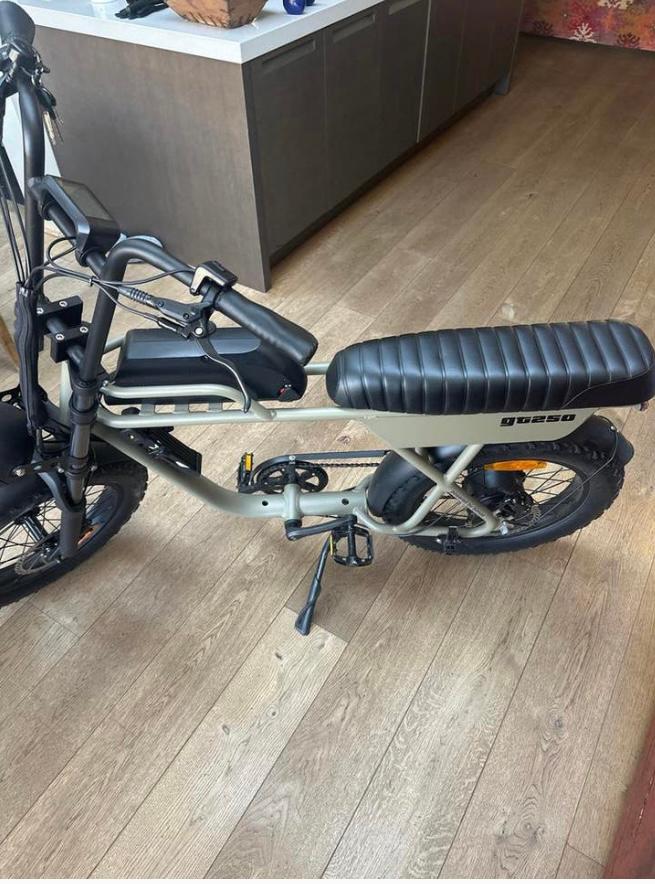 Fatbike agm gt250 zo goed als nieuw, Ophalen of Verzenden, Zo goed als nieuw, Overige typen