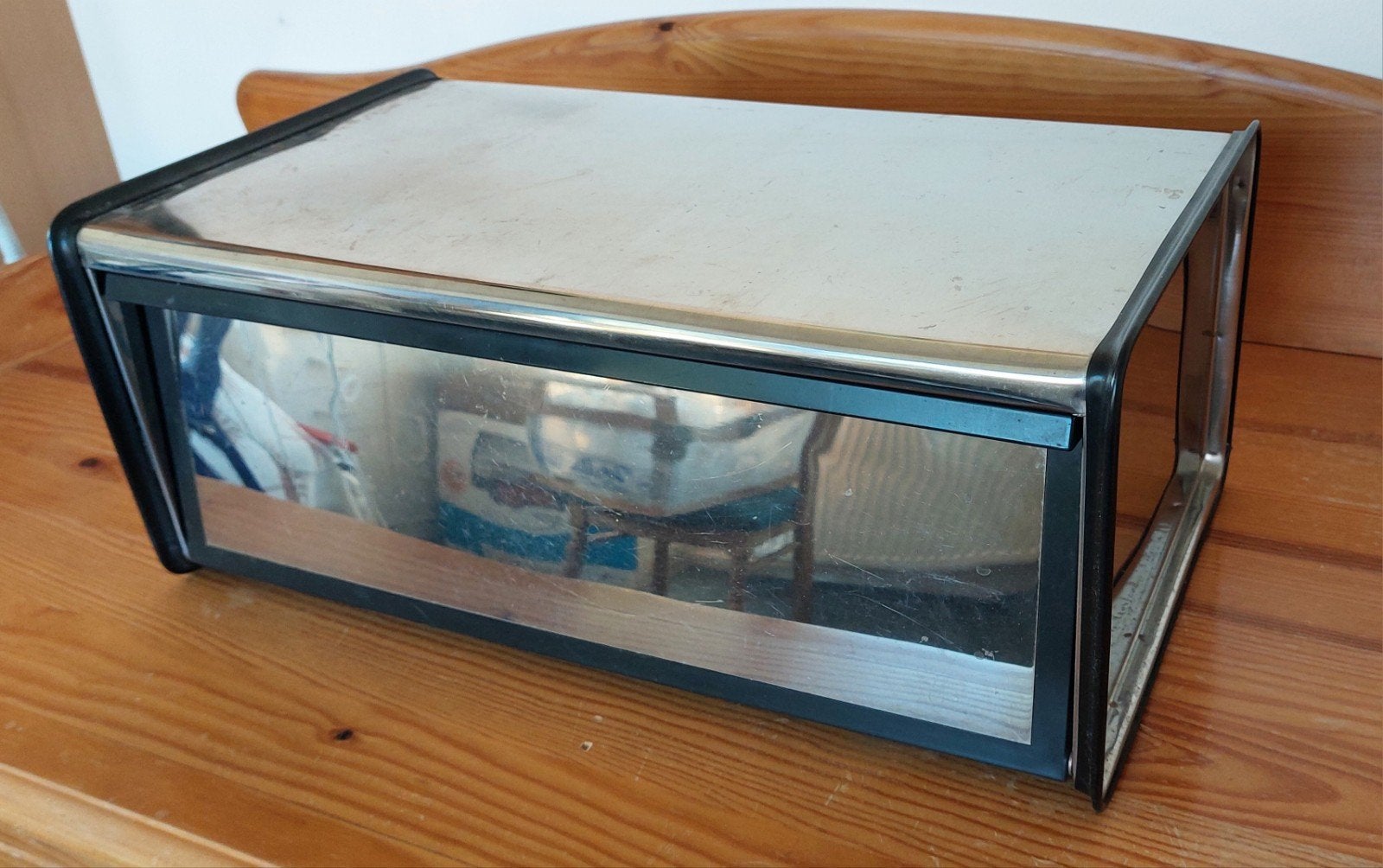 Vintage Broodtrommel RVS met Zwarte Details, Huis en Inrichting, Gebruikt, Zilver, Ophalen of Verzenden, Metaal