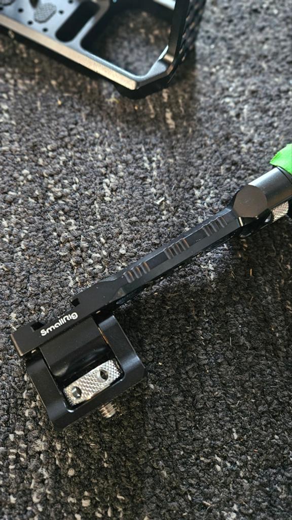 SmallRig 2386 Verstelbare Monitor Bevestiging, Ophalen of Verzenden, Gebruikt