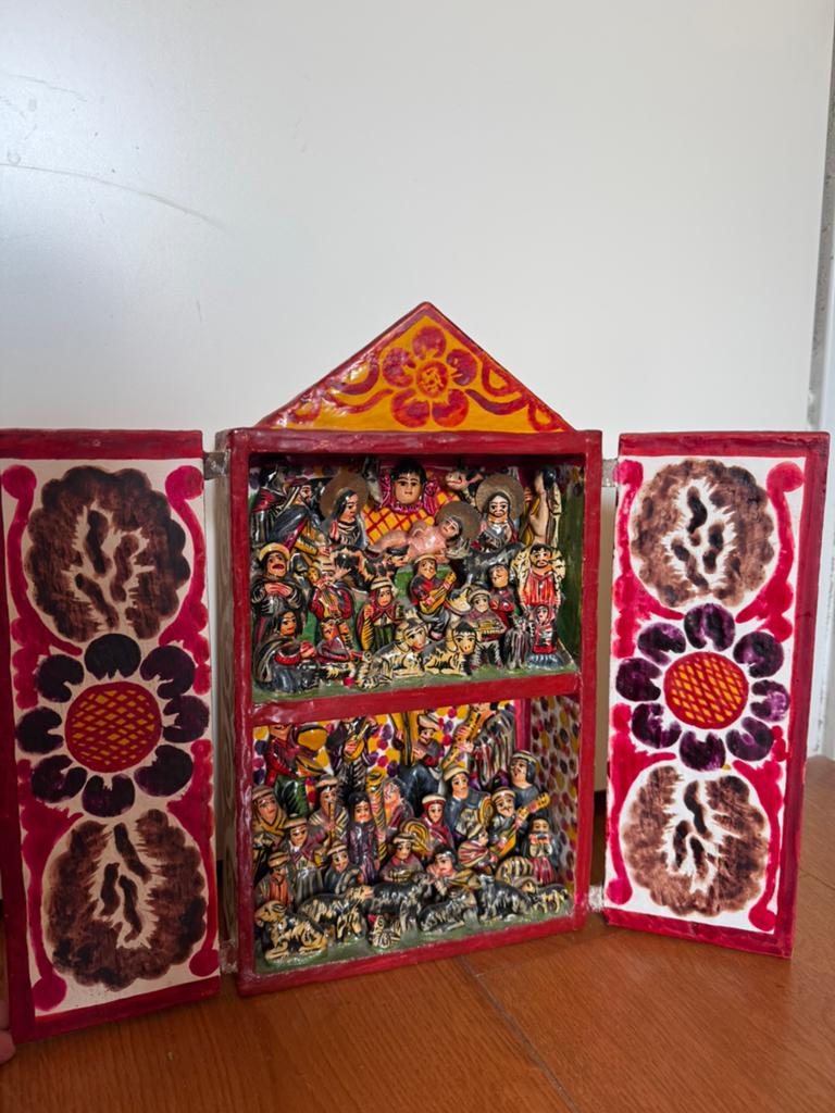 Peruaans Retablo uit Ayacucho - Handgemaakt Heiligdom, Ophalen