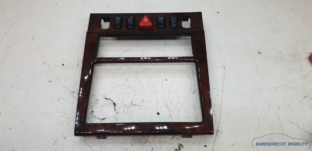 Houten paneel knoppenbalk W210 comand Mercedes 2106802136 ge