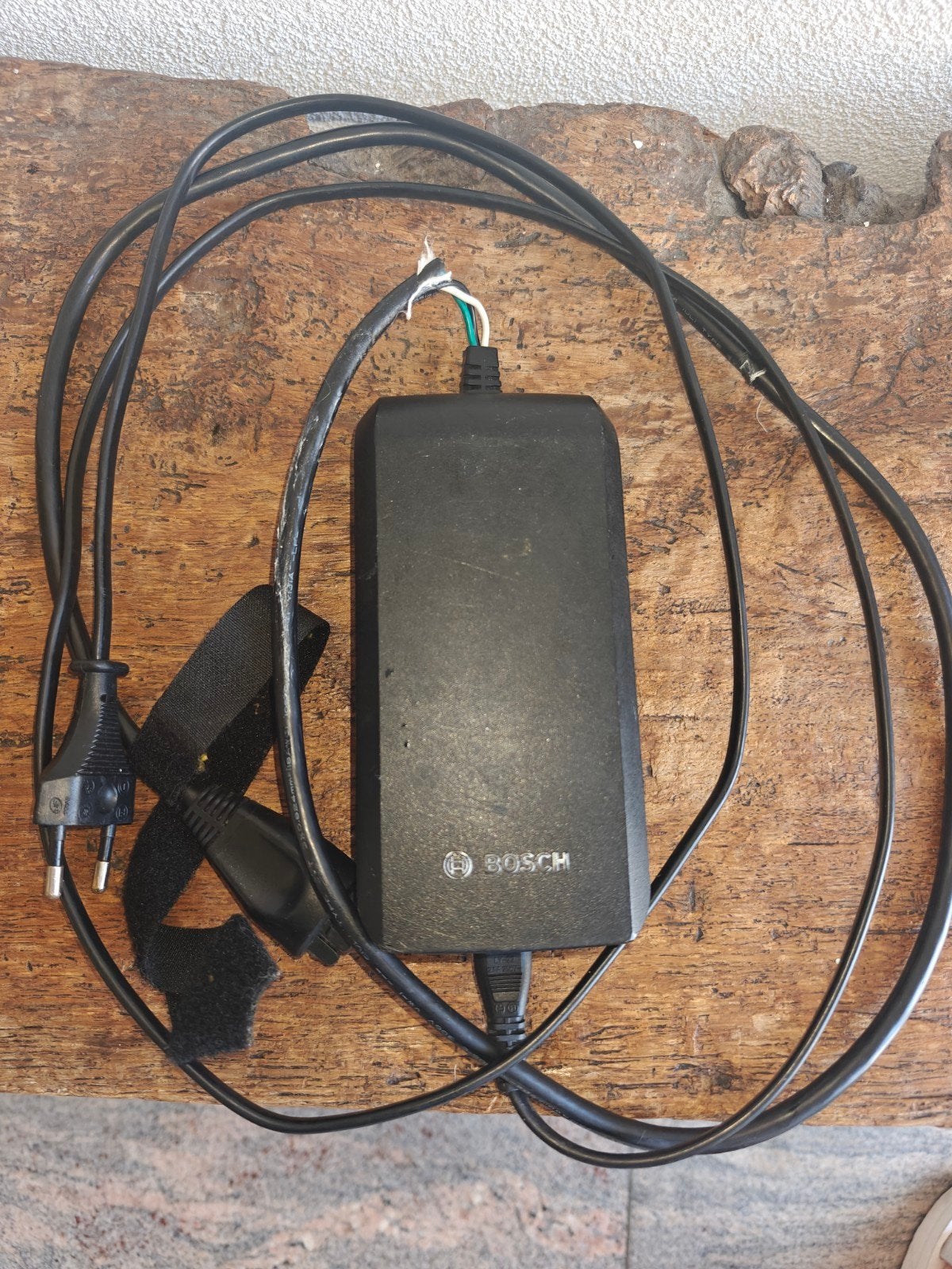Bosch e-bike oplader, Fietsen en Brommers, Fietsaccessoires | Fietsaccu's, Gebruikt, Ophalen of Verzenden
