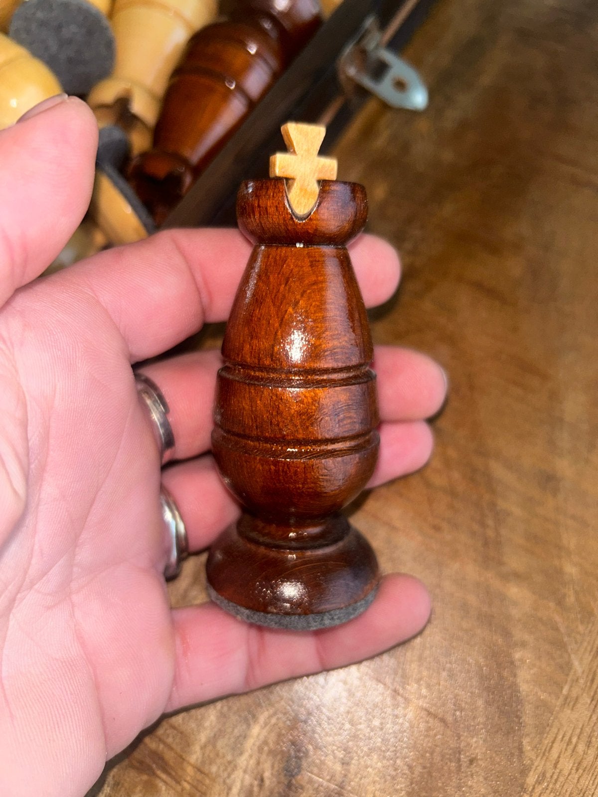 Vintage Houten shaakspel handgemaakt met Opvouwbaar Bord, Een of twee spelers, Ophalen of Verzenden, Zo goed als nieuw