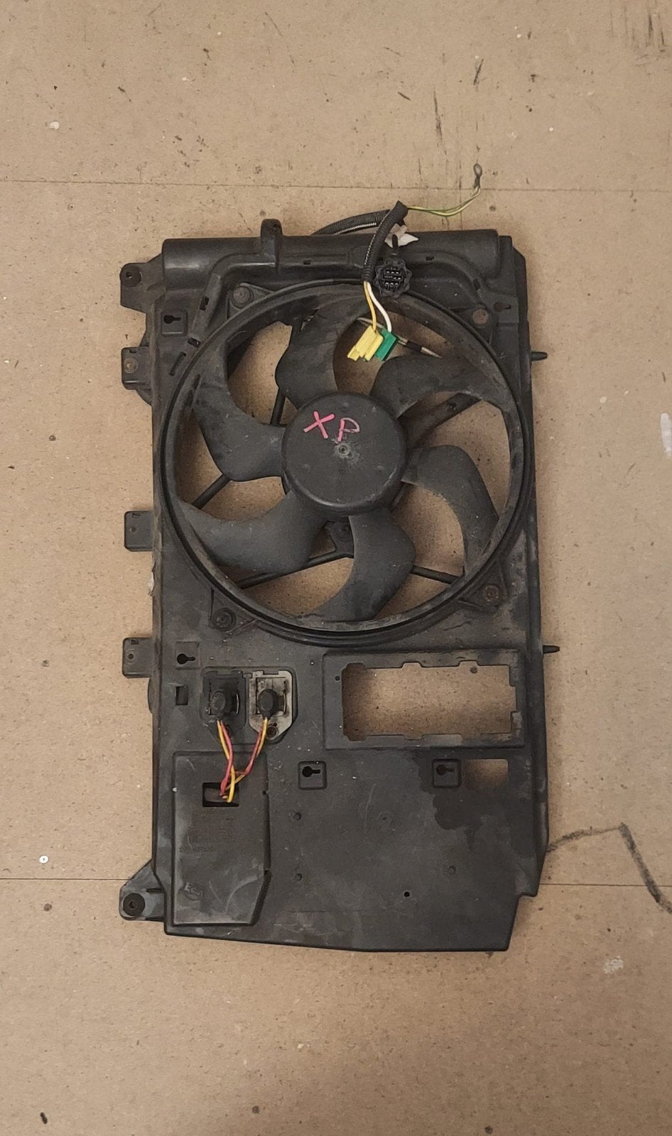 Voorfront koelvin motor,radiator ventilator Xsara Picasso, Auto-onderdelen, Ophalen of Verzenden, Citroën