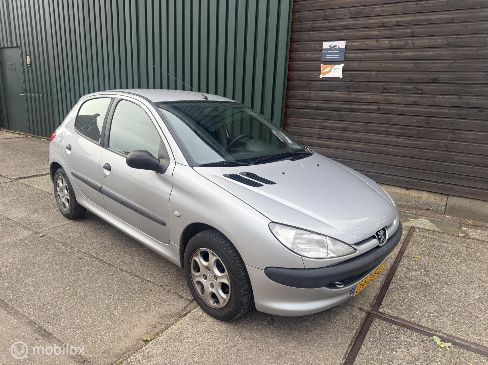 Peugeot 206 1.4 XR 86.124 km NAP!, Voorwielaandrijving, 1360 cc, Origineel Nederlands, Bedrijf