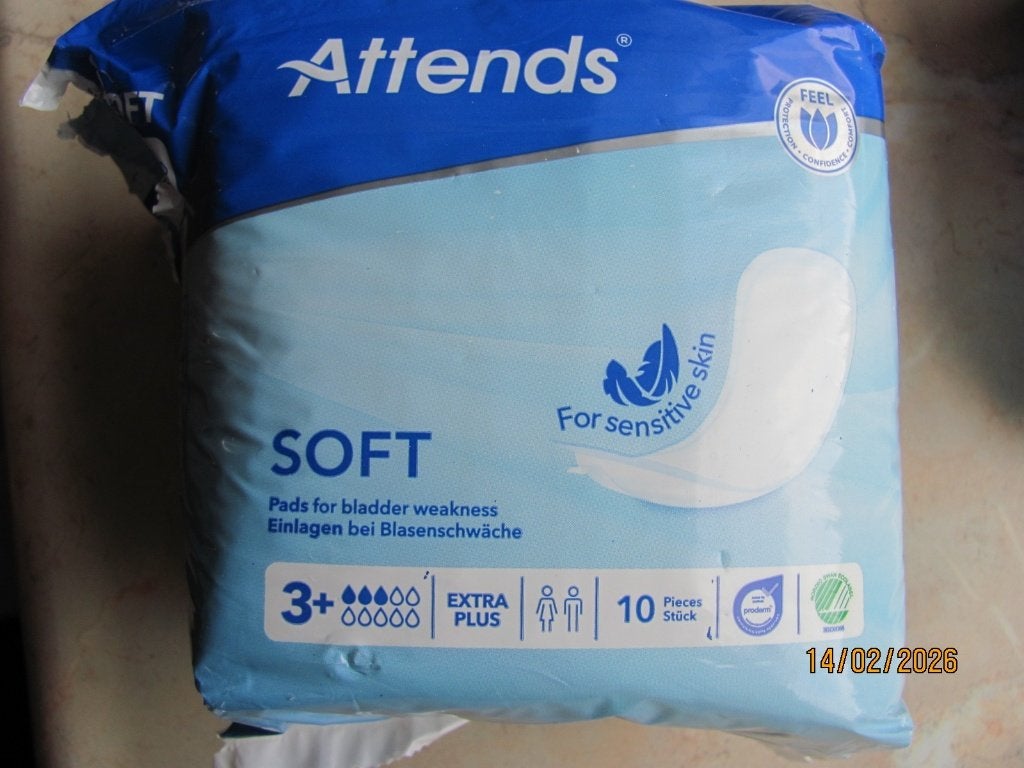 NIEUW verpakking ATTENDS Soft EXTRA PLUS incontinentie 10 st, Diversen, Verpleegmiddelen, Ophalen of Verzenden, Nieuw