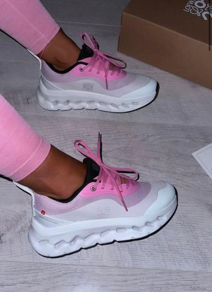 Oncloud loewe, Kleding | Dames, Schoenen, Ophalen of Verzenden, Zo goed als nieuw, Sneakers of Gympen
