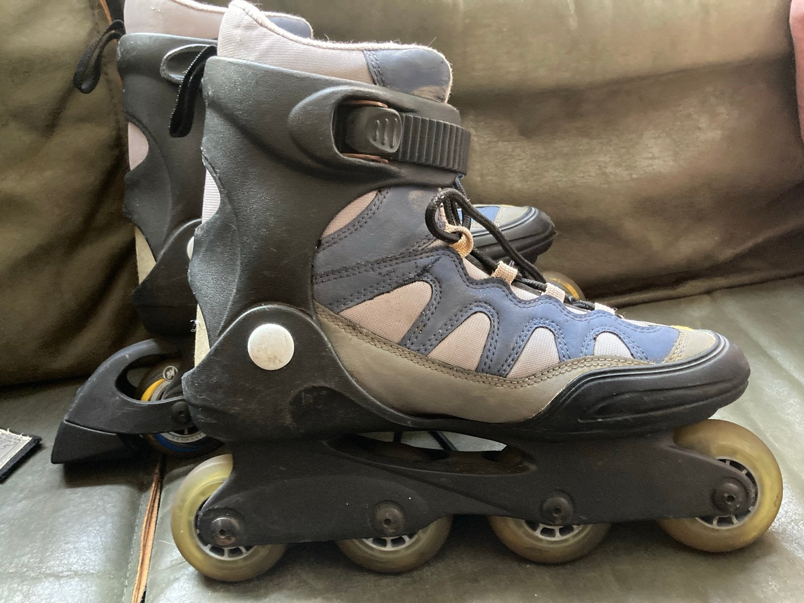 K2 Inline Skates (2 paar) mt 40 en 42,5 met bescherming, Sport en Fitness, Skeelers, Ophalen, K2, Gebruikt, Dames