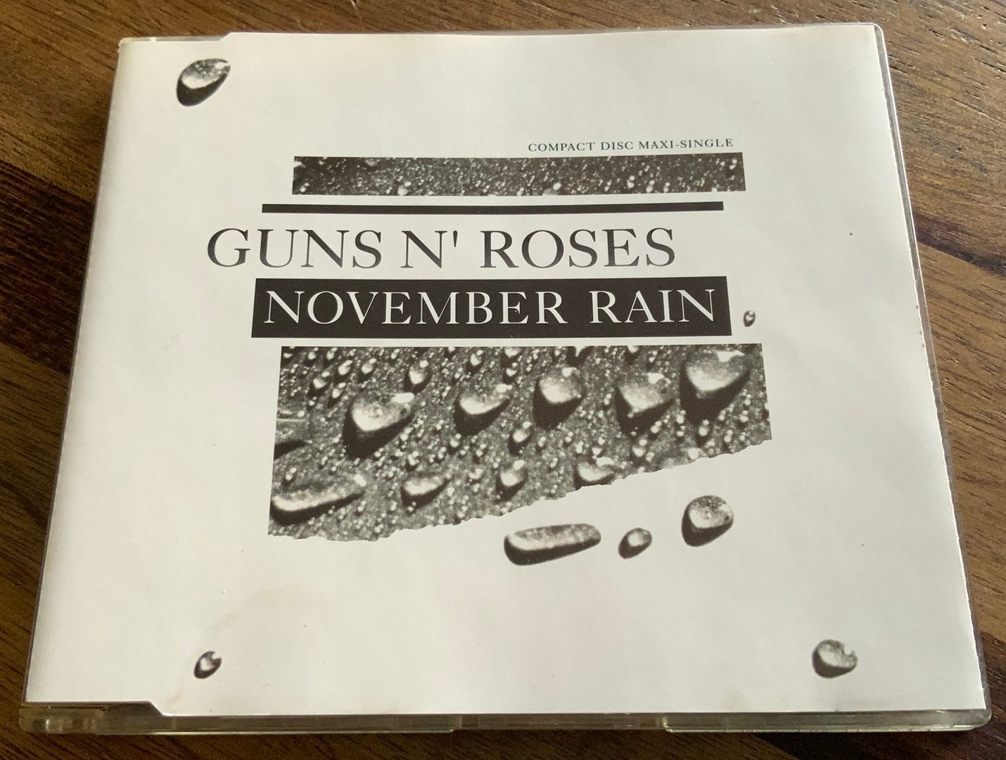 CD SINGLE GUNS N’ ROSES NOVEMBER RAIN ‘92 GEFFEN EU AXL ROSE, Inclusief boekje, Gebruikt, Verzenden, Rock en Metal