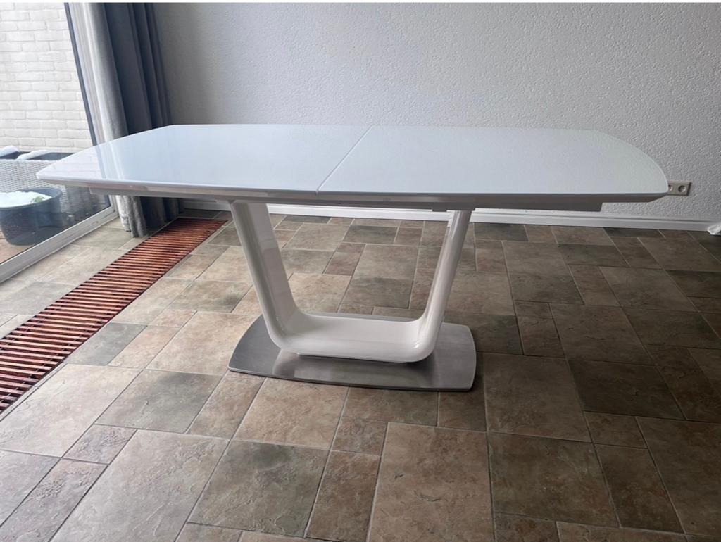 Moderne eettafel met glazen blad - uitschuifbaar, Huis en Inrichting, Tafels | Eettafels, Ophalen, Zo goed als nieuw