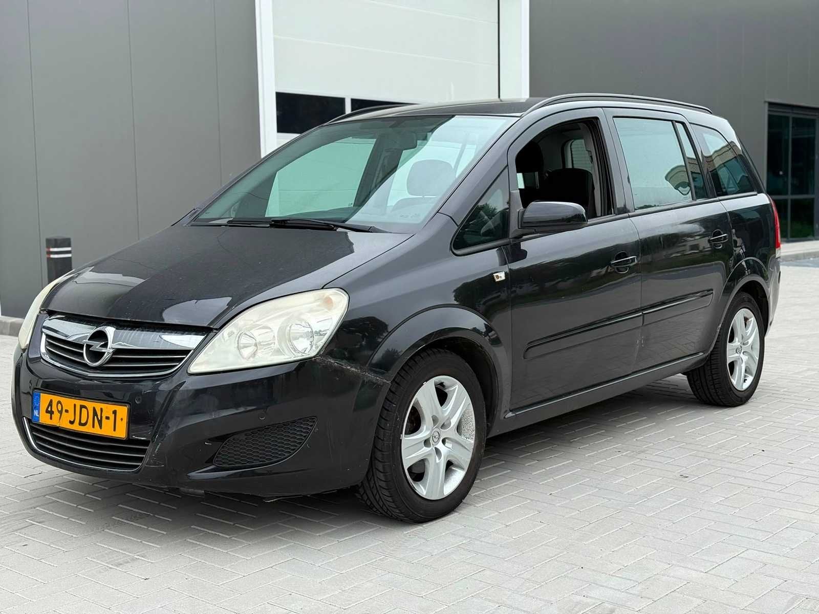 Opel - 2009 - Zafira - 1.6 Business - Personenauto, Voorwielaandrijving, 15 km/l, Gebruikt, 4 cilinders