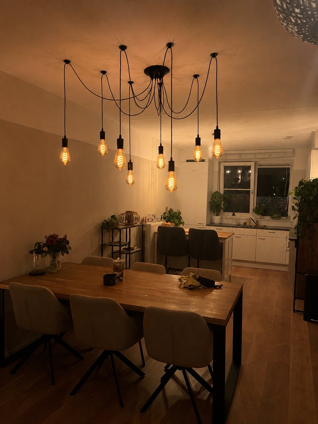 Spinnenweb lamp met 8 fittingen (lampen inclusief), Ophalen of Verzenden, Zo goed als nieuw, Metaal, E27 (groot)