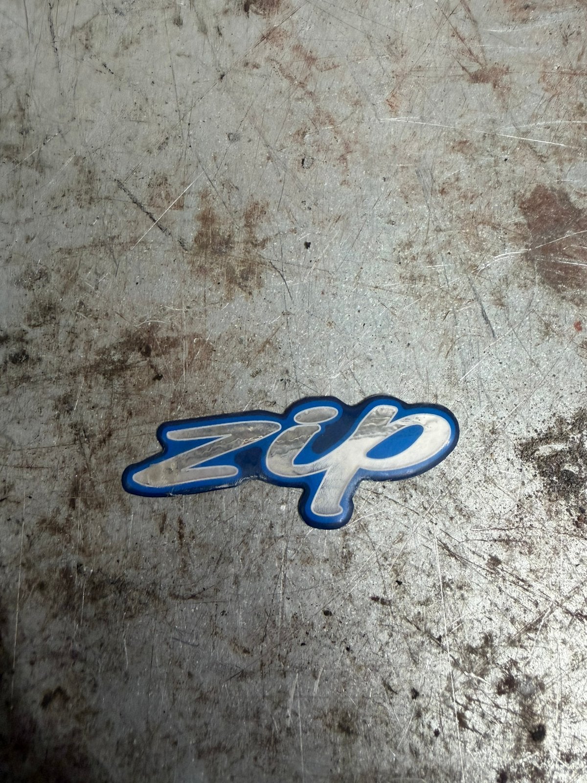 Piaggio zip type embleem 50cc 70cc, Ophalen of Verzenden