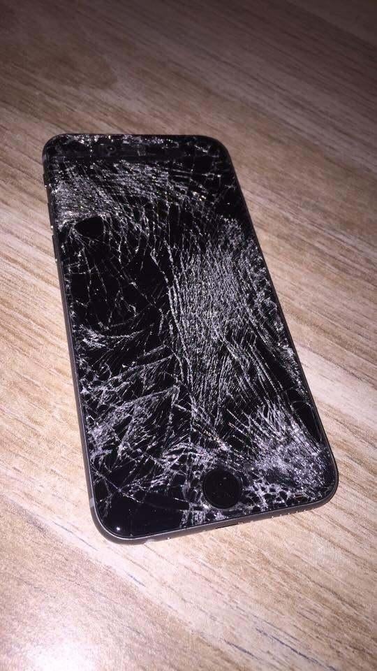 Iphone reparatie Hooglanderveen, Telecommunicatie, Mobiele telefoons | Apple iPhone, Ophalen, Refurbished, Zwart, 64 GB