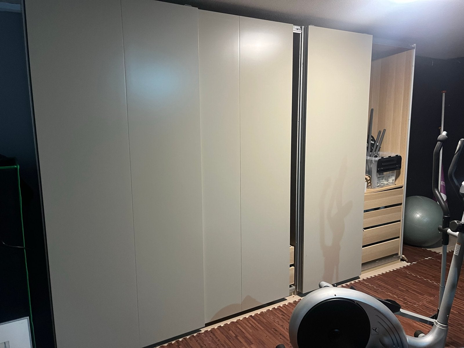 IKEA Kast 350cm breed, 236cm hoog met schuifdeuren, Ophalen, Gebruikt, 200 cm of meer, 200 cm of meer