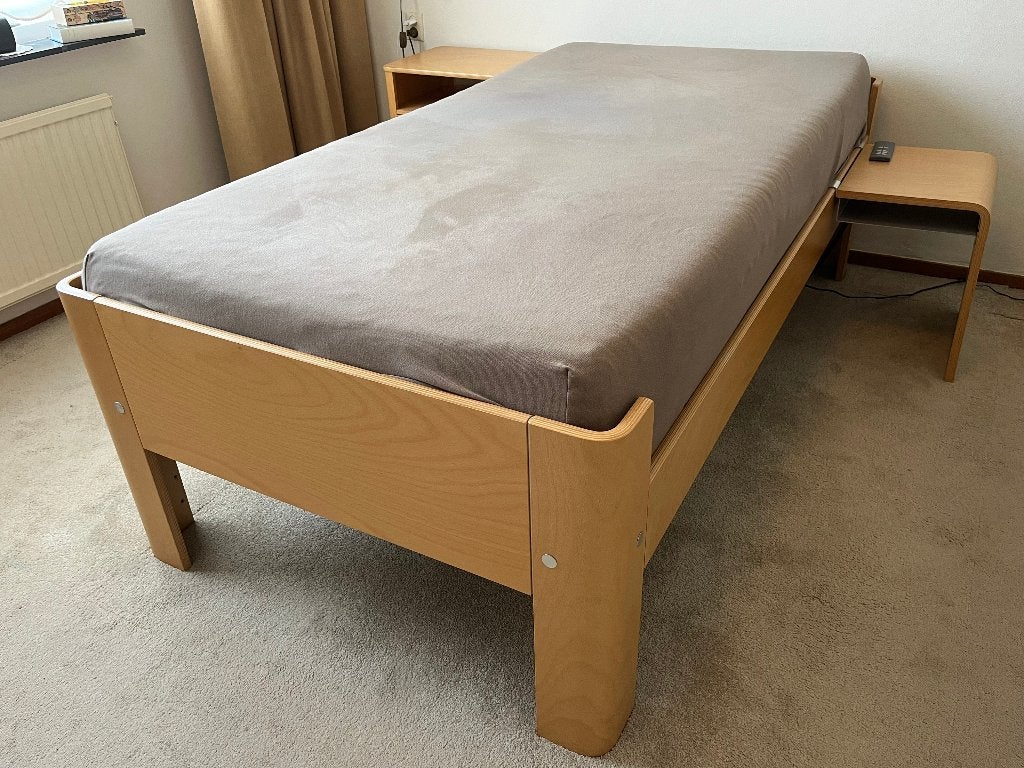 Auping electrisch bed en M Line matras 200 x 100, Ophalen, Eenpersoons, Beige, 200 cm