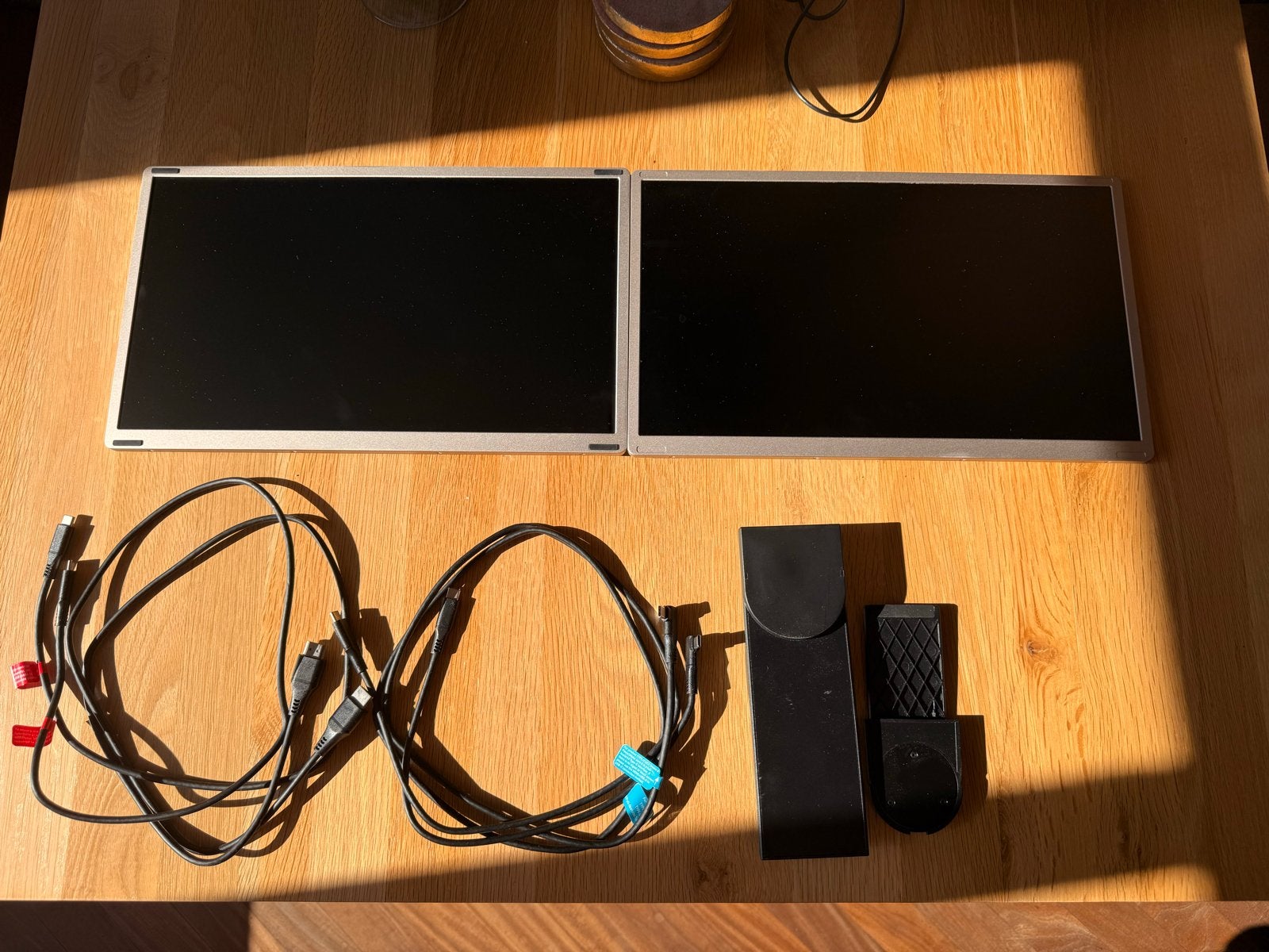 Kwumsy Portable Monitor voor Laptop - Dubbel Scherm 15.6 inc, Draaibaar, HDMI, IPS, Full HD