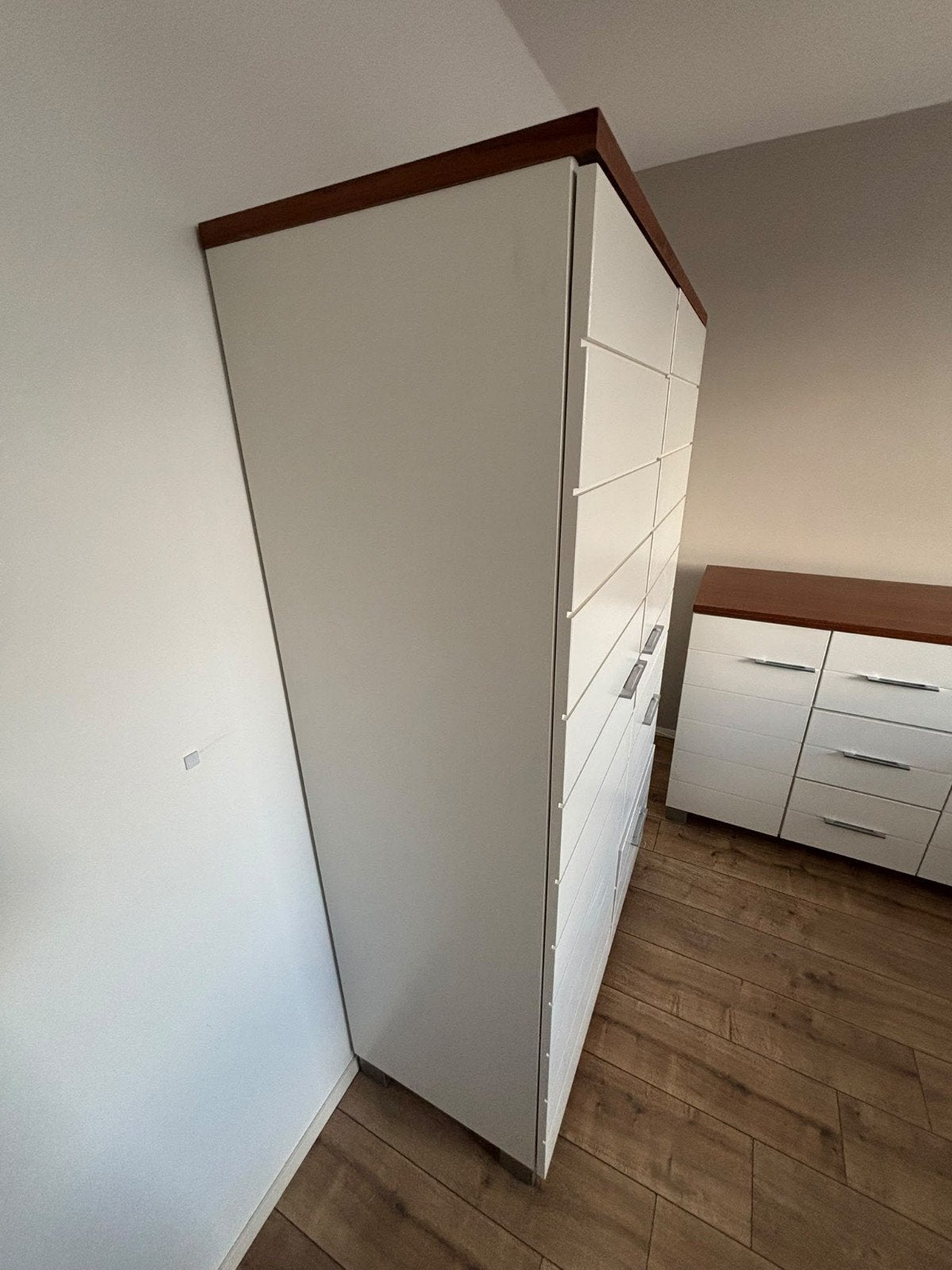 Foto 12 van Dressoir/Commode en Kledingkast - Wit