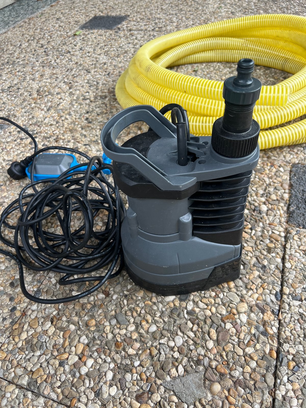 GAMMA Dompelpomp DP-250 met slang, Ophalen, Gebruikt, Elektrisch, Dompelpomp
