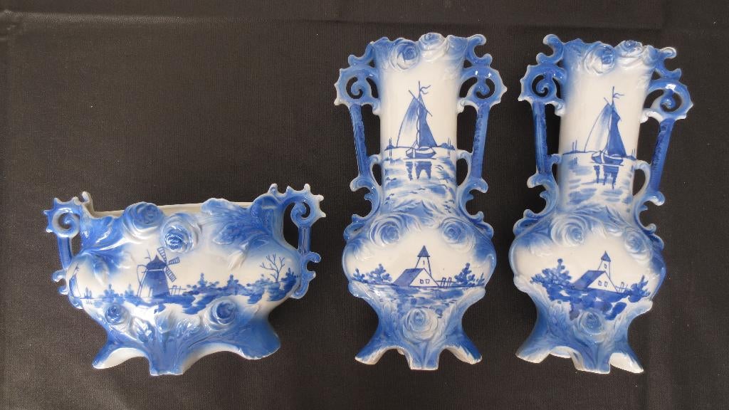 Kaststel 2 vazen en een Jardinière, Huis en Inrichting, Woonaccessoires | Vazen, Ophalen, Gebruikt, Overige kleuren, Aardewerk of Porselein