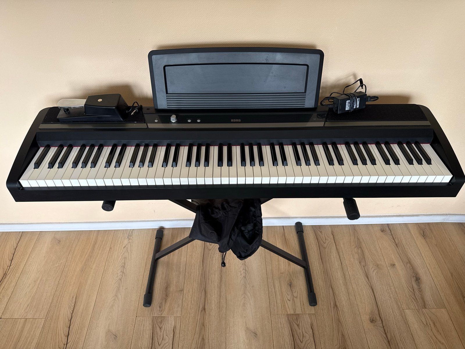 Korg SP-170S Digitale Piano met Pedaal, Standaard en Hoes, Gebruikt, 88 toetsen, Korg, Ophalen of Verzenden