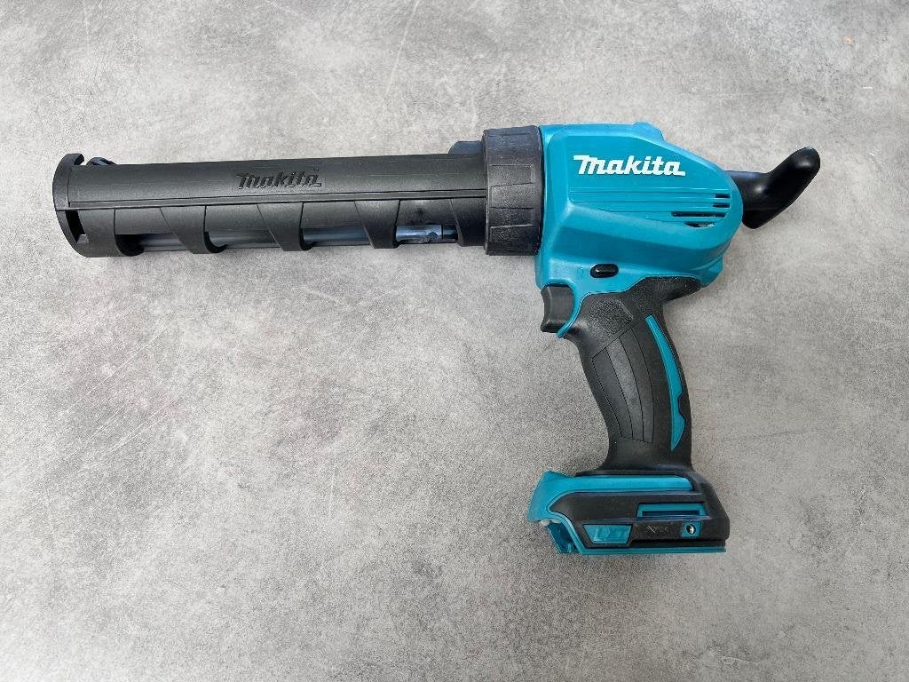 MAKITA 18V ACCU KITSPUIT DCG180Z 300/600ml LIJM- KITPISTOOL, Minder dan 4 cm, Nieuw, Ophalen of Verzenden, 15 m² of meer