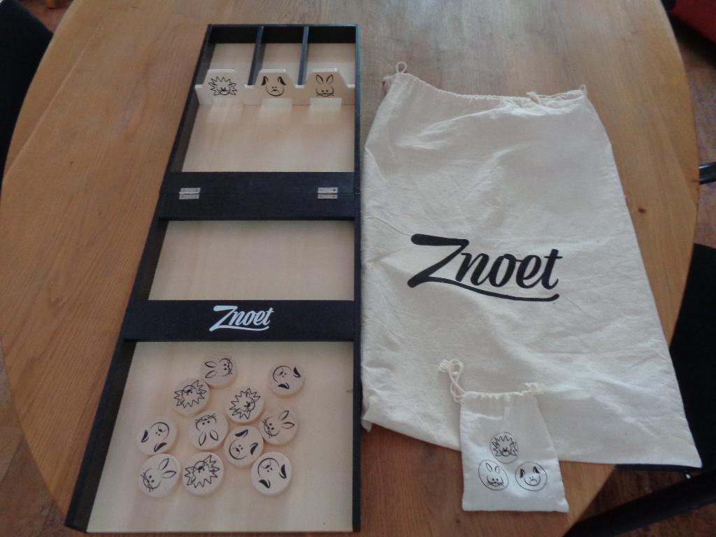 ZNOET houten dieren tafelsjoelbak, Een of twee spelers, Ophalen of Verzenden, Nieuw