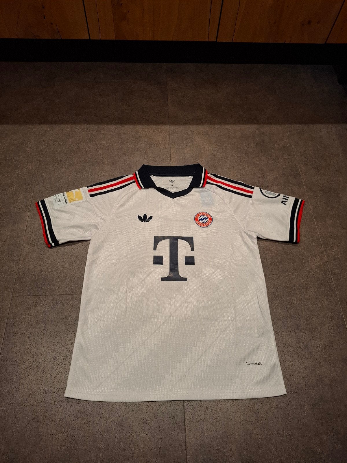 FC Bayern München uitshirt 26/27 - Saibari - Maat M, Maat M, Ophalen of Verzenden, Nieuw, Shirt